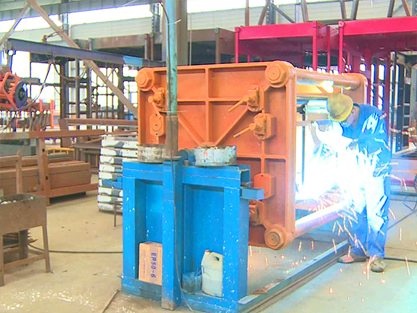 Mast Welding
