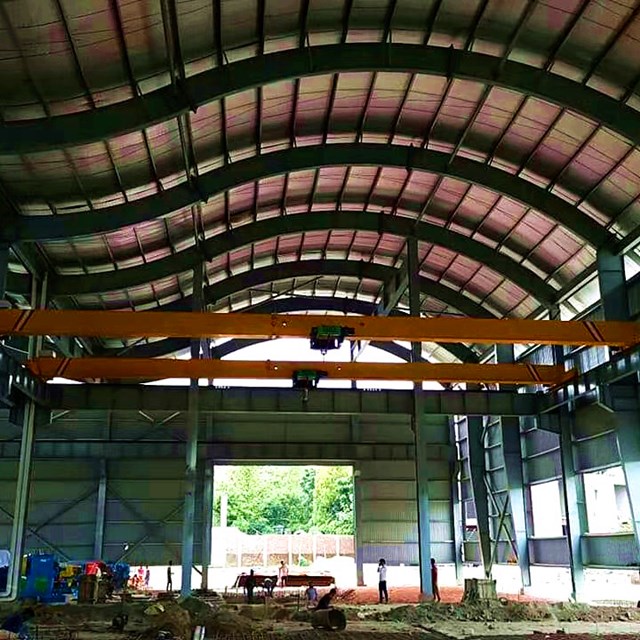 overhead travelling crane
