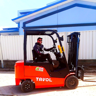 1-2.5 Ton Electric Forklift FB Series - Tavol Group