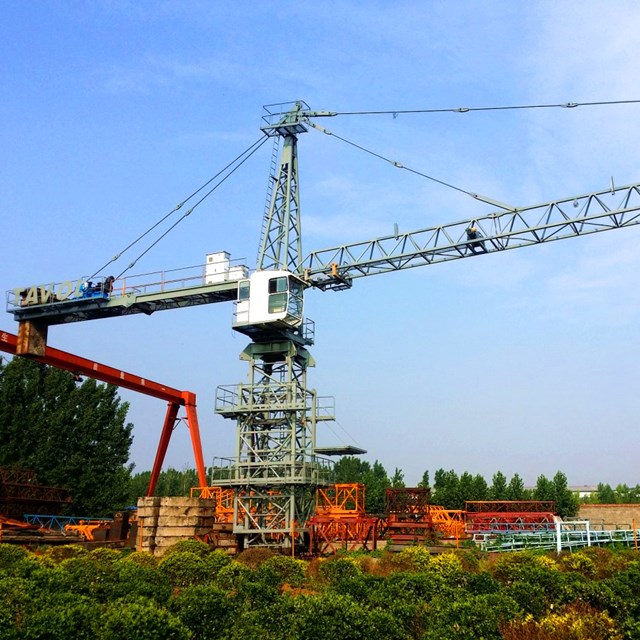 self erecting tower crane