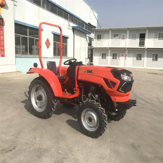 25hp 4wd Wheel Tractor with Cabin 