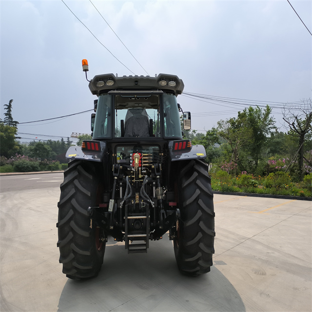 Top Quality Low Price 200hp 4wd Wheel Tractor 